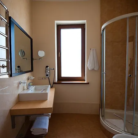 Otel Promenada 4*